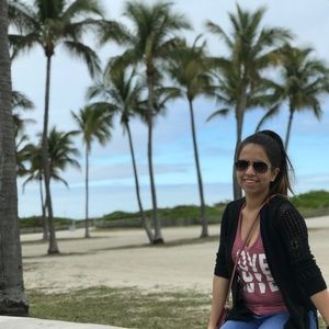 Meet your Posher, Sharon